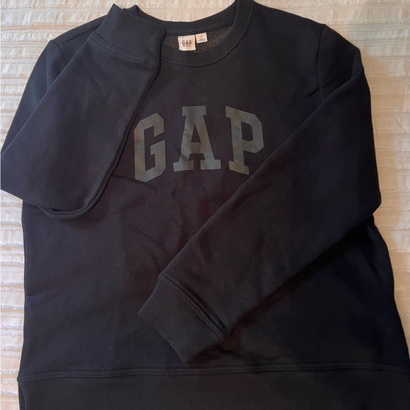 Sweatshirt - Picture 1 of 2